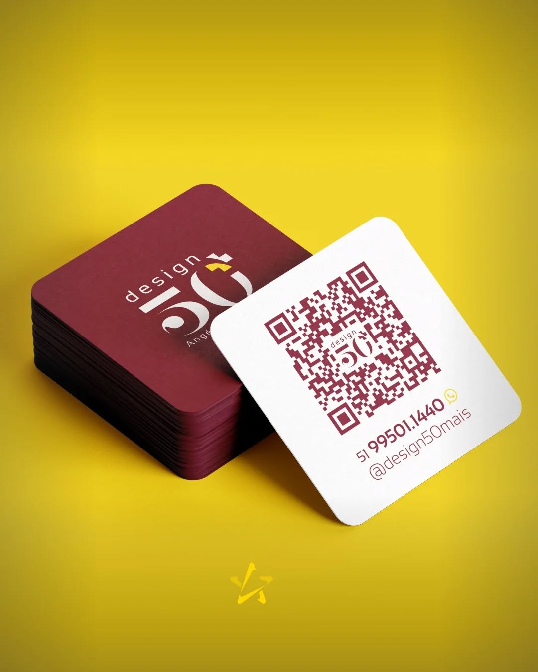 Presença digital profissional, onde o aperto de mão encontra a agilidade do digital.

Você já sentiu que sua marca ficou "parada no tempo"? No mundo do design profissional, a reinvenção é a nossa melhor ferramenta. Meus cartões de visita não carregam apenas um logo, eles são a porta de entrada para uma comunidade que não para de crescer.

O QR code leva você direto para o canal Design 50+, onde compartilho tutoriais técnicos e mensagens de incentivo e estratégias de empreendedorismo para quem decidiu que os 40 ou 50 anos são apenas o começo de uma nova carreira.

♥️Se você também sente que precisa elevar o nível da sua apresentação profissional ,  me chama no Direct para conversarmos sobre o seu projeto!

#MarketingDigital #Networking #DesignerGrafico #QRCode #CartaoDeVisita Inovação MentoriaParaDesigners Publico40mais Publico50mais